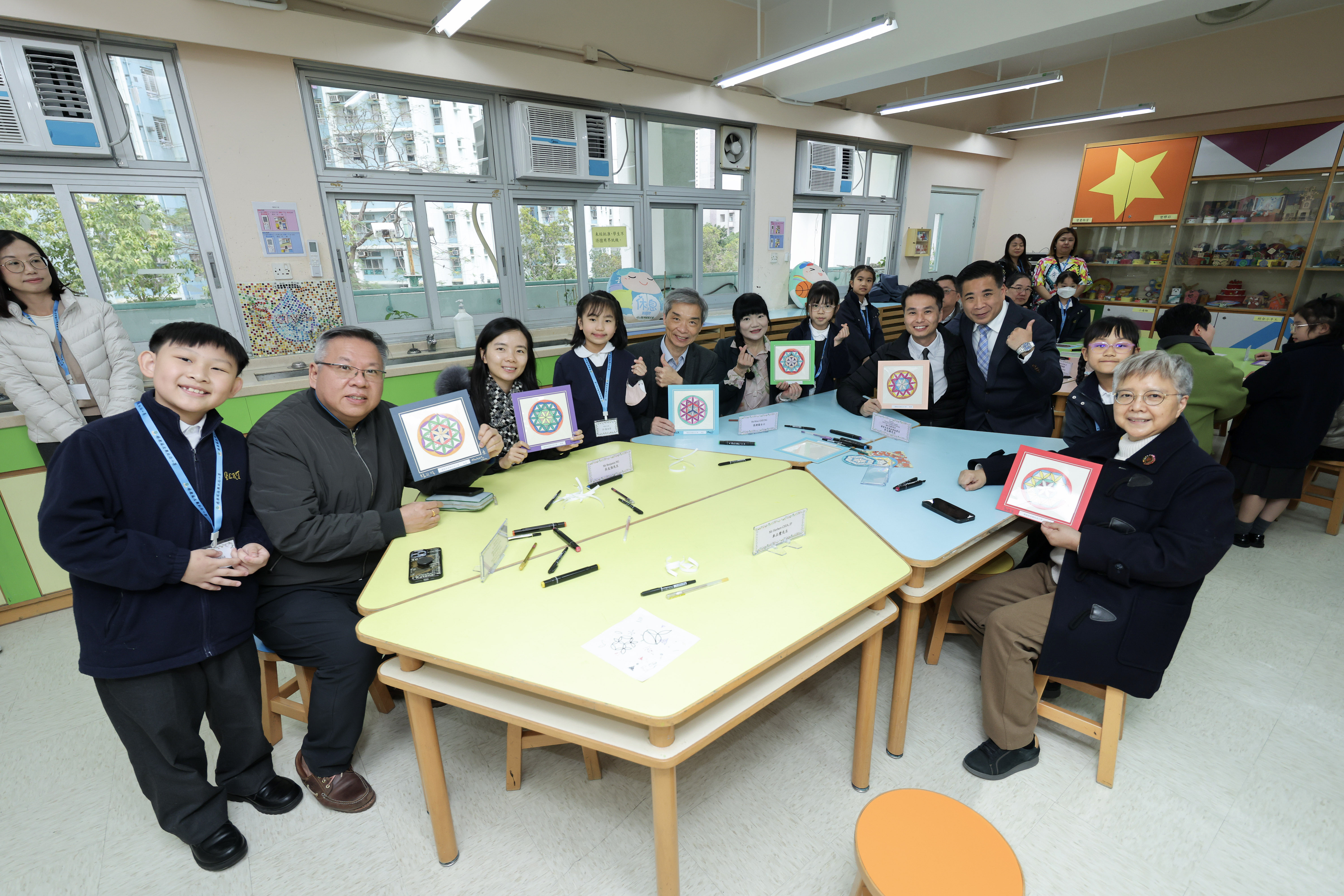 教育統籌委員會到訪小學了解推廣學生精神健康工作 的照片