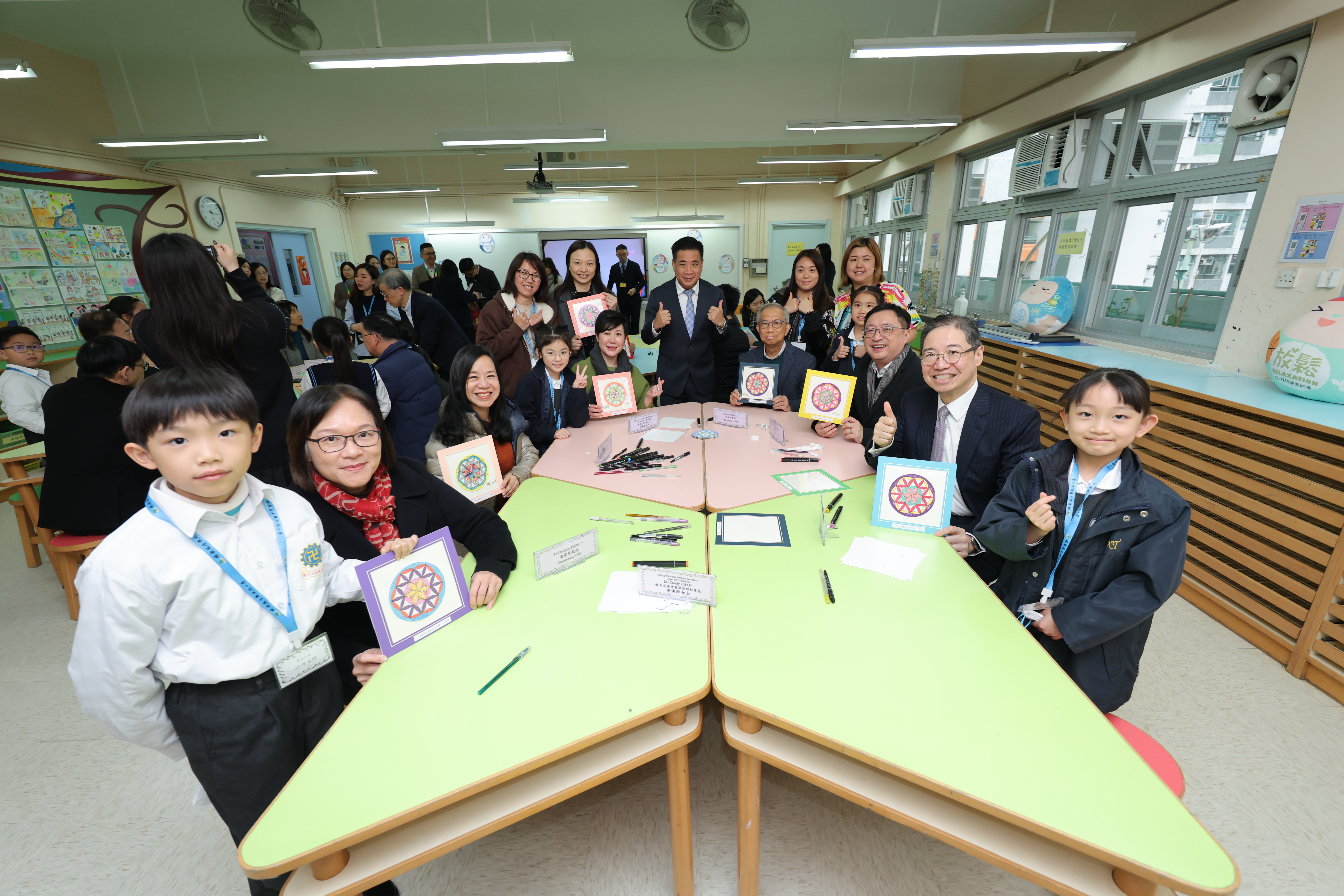 教育統籌委員會到訪小學了解推廣學生精神健康工作 的照片