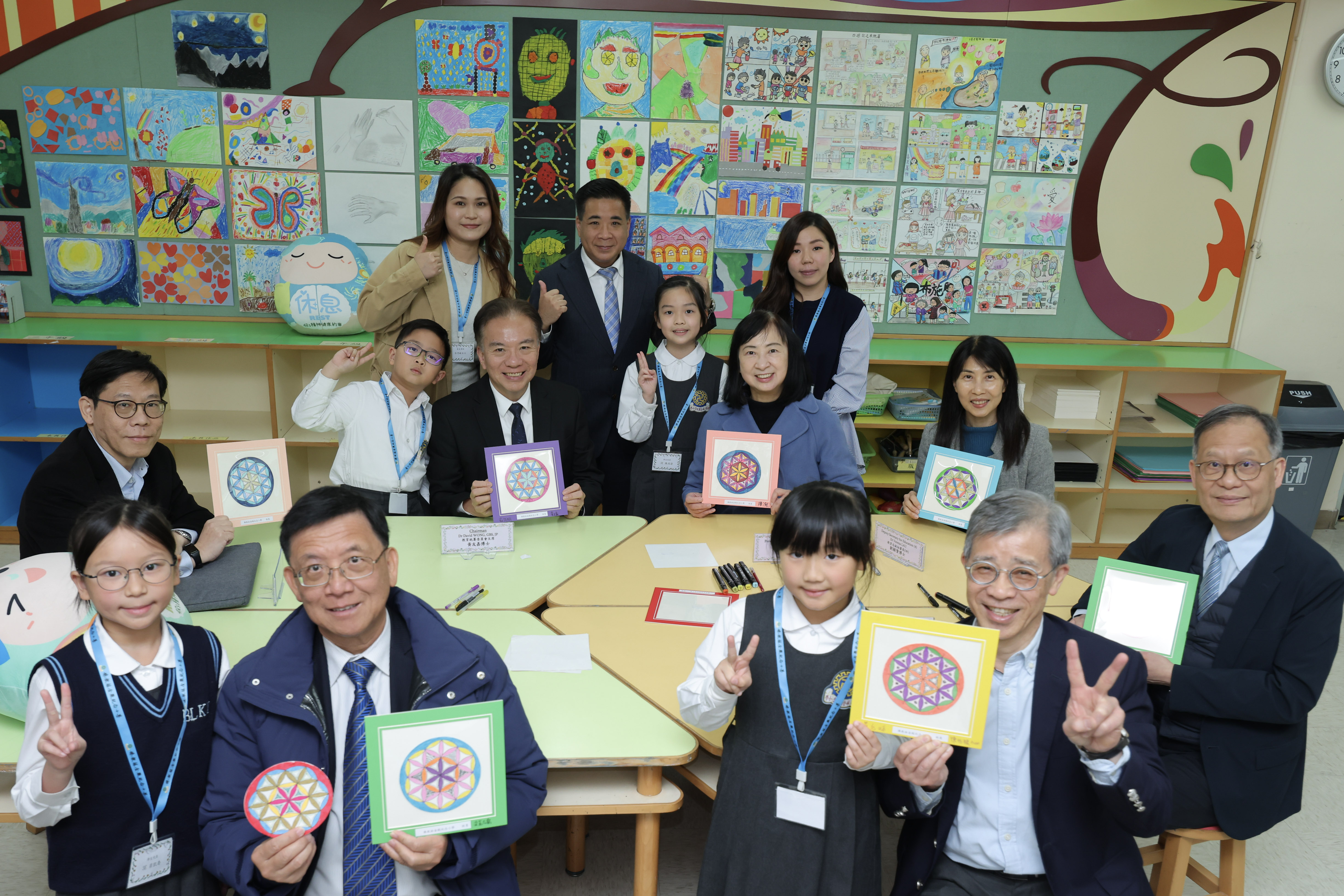 教育統籌委員會到訪小學了解推廣學生精神健康工作 的照片